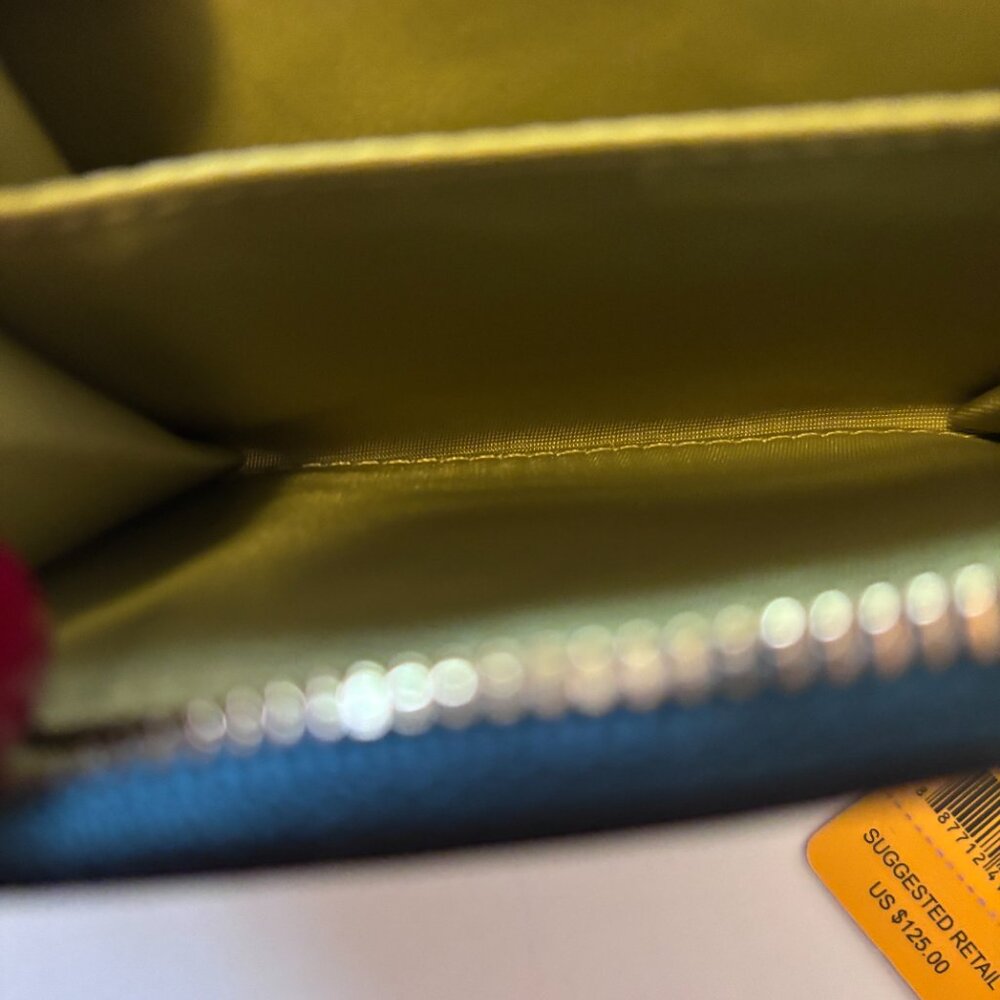 Tory Burch Robinson Ologram Zip Coin Case - Picture 3 of 3